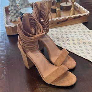 Elegant Tan Suede Strappy Heels